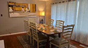 Spacious 3BR 5 Beds Perfect for Groups - Image 5