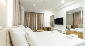 Lux Hotel M - Boutique Hotel & Restaurant - Image 2