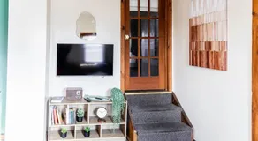 Charming 2 Bedroom Apartment Near NYC, Metlife Stadium - Image 4