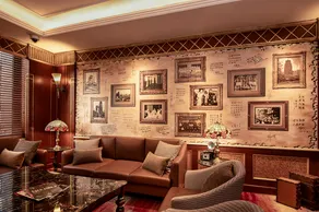 Shanghai Park Hotel - Image 4