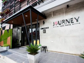 Journey Hostel Surat - Image 5