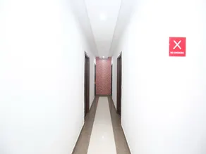 OYO 13431 Hotel Royal Blue - Image 2