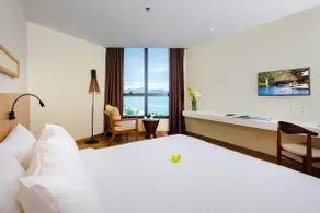 Central Oceanview Family Studio - Image 3