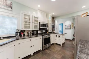 Charleston House - Image 5