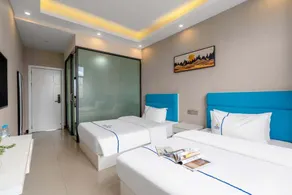 Yumingmingdu Hotel - Image 4