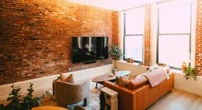 Historic 2BR suite in Halifax w Free Parking - Image 2