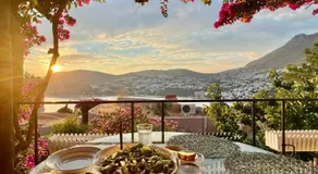Sea view Bougainvillea 52 - Image 3