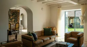 Perche QUEEN's Bedroom in MaisonNomadeChic - Image 2