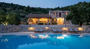 Lavanda Mansion - Image 2