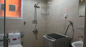 Cozy Room in Al Ain with kitchen & Private Bath - Image 4