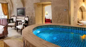 Elysion Cave Suites - Image 3