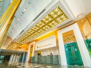 New Season Square Hotel - Image 3