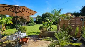 Double room, Cosy, gated drive, hot tub, - Image 2