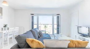 The Penthouse at Waterside Grange - By Tempstay - Image 2