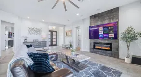 Cypress House Modern Luxury-Lake Views-Pool-RV Boat Garage - Image 3