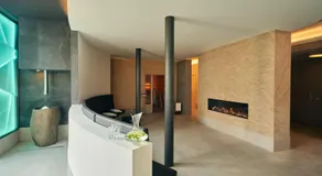 Appartement avec piscine, terrasse et sauna - Image 3