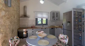 Amoroza Villa - Image 4