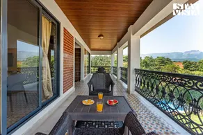 StayVista at Bella Villa with Bathtub, Pool, WiFi - Image 3