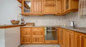 Bernie House - Image 3