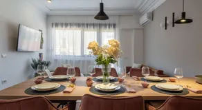 Unique & Fun 3BR by Cismigiu Gardens & Calea Victoriei - Image 5