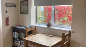 Stylish Morpeth Cottage with Log Burner, Garden and Free Parking - Image 2