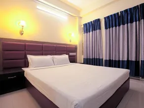 Hotel Night Heaven - Image 2