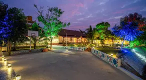 Alaya Stays APR Pet-Friendly One-Room Suites with Swimming Pool - Image 5