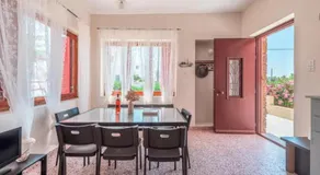 Bougainvillea central Seaview Home in Milos - Image 3