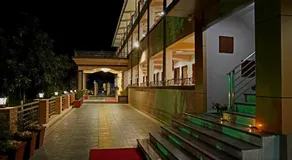 Raaj Resort - Image 2