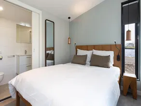 Docklodge Stay by the Water - Image 2