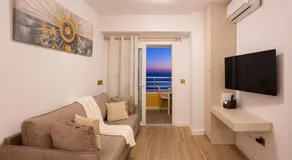 El Paraíso Dorado - Image 2