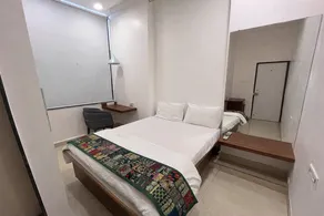 Hotel Golden Leaf - Image 2