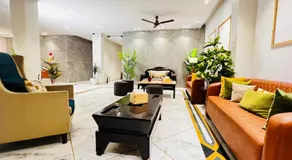 Divine Inn Hotel Near Rajouri Garden Main Market - Image 5