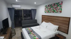 Vualiku Hotel & Apartments - Image 2