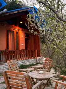 Navira Hills Cottages Laida - Image 5
