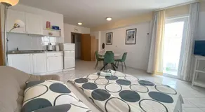 Apartments Rubic Omis- 230m from sandy beach - Image 2