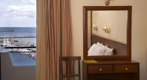 Elysee Hotel - Image 3