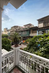 Little Diamond Hotel - Image 4