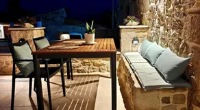 Ellotis Stone Retreat - Image 2