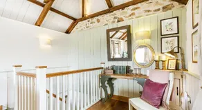 Pear Tree Cottage - Image 3