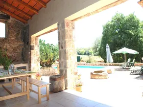 Spacious Home in Navata - Image 5