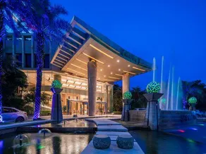 Golden Bay International Hotel - Image 5