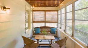 Queen City Bungalow & Cottages - Image 2