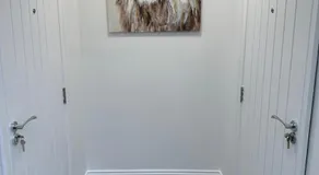 Studio T - Image 4