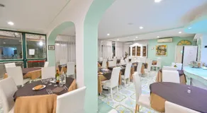 La Villa Resort e Spa - Image 2
