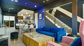 Luxury Stay Near Downtown & Airport! - Image 3