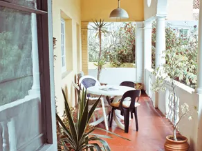 Mountain Manor Guest House & Executive Suites - Image 2