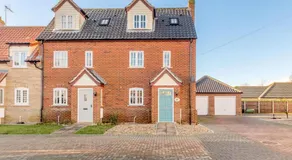 3 Bed in Great Yarmouth oc-93210 - Image 4