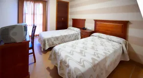 Hotel Restaurante Campiña Del Rey - Image 2