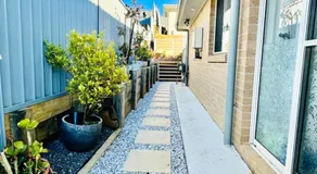 2 Bedrooms Minimalist Home in Moss Vale - Image 4